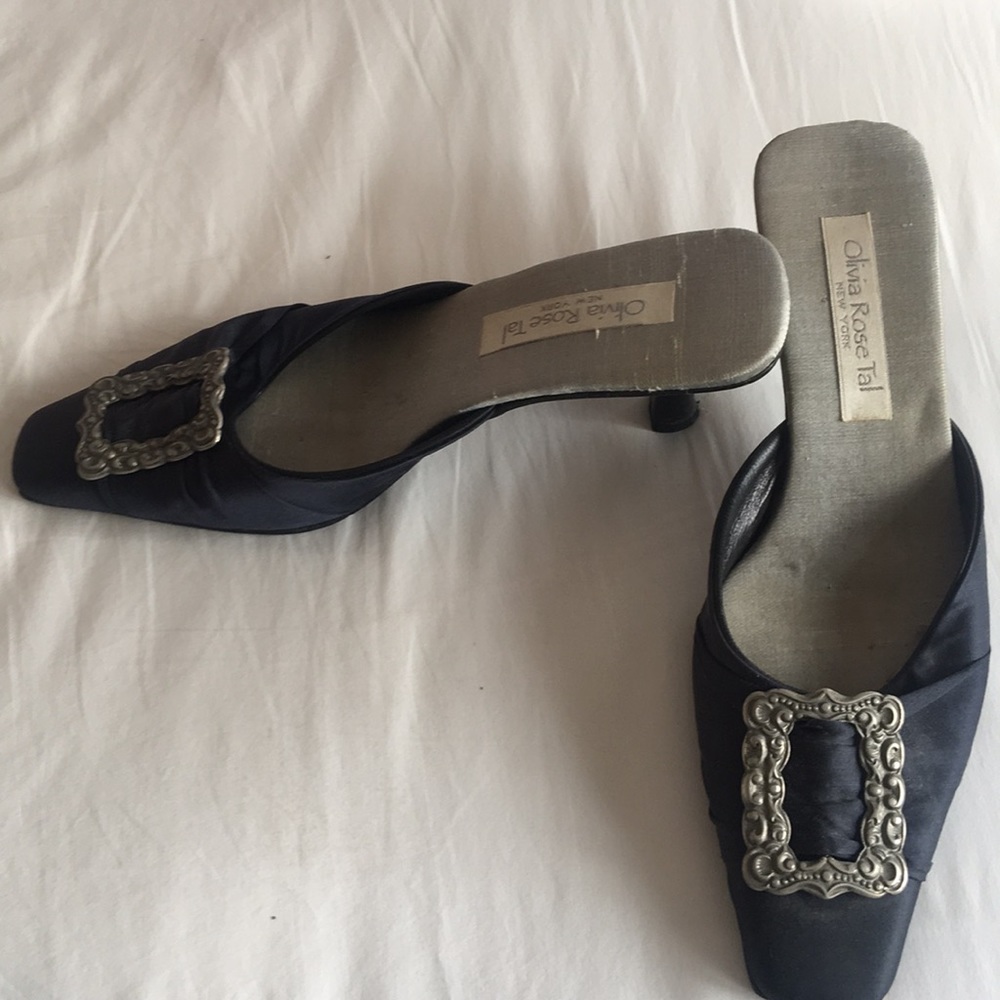 Slip on kitten heels, navy